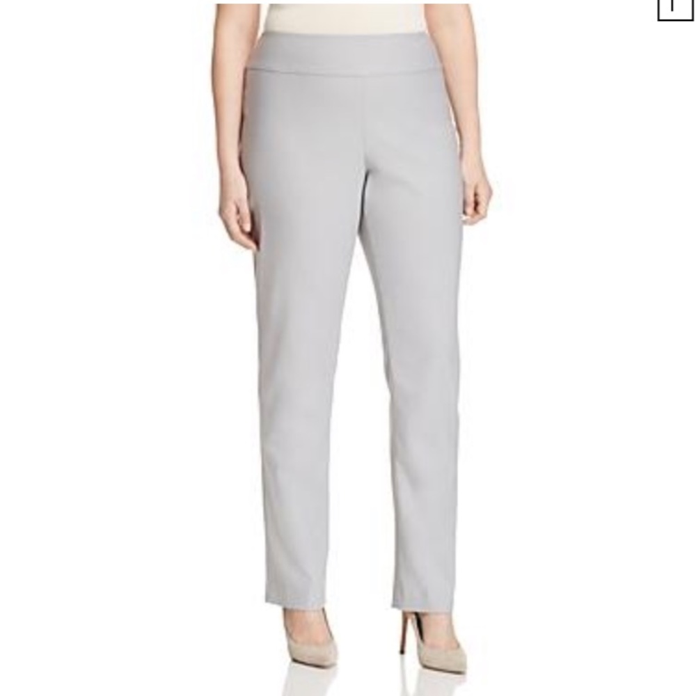 NWT Nic + Zoe Wonder Stretch Straight Leg Pants Size 24W